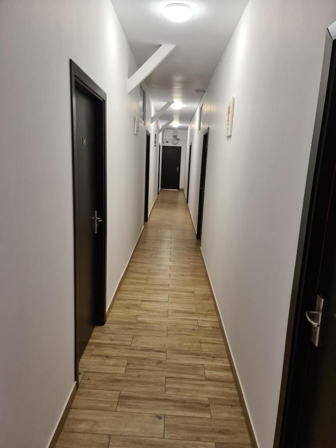 Hotel Safta Hotels Pielestii Kültér fotó